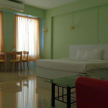 Siam Apple Hotel & Resort Ban Khlong エクステリア 写真